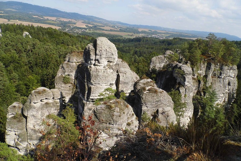 2.9.2018 Hrad Valdštein, veže a zámok Hrubá skála