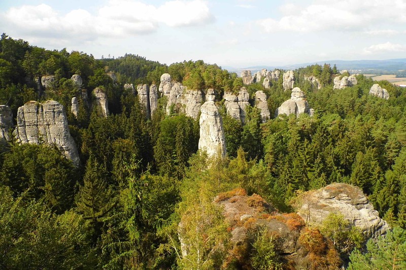 2.9.2018 Hrad Valdštein, veže a zámok Hrubá skála